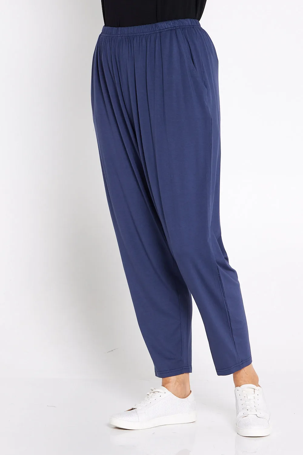 Amalie Bamboo Pants - Navy