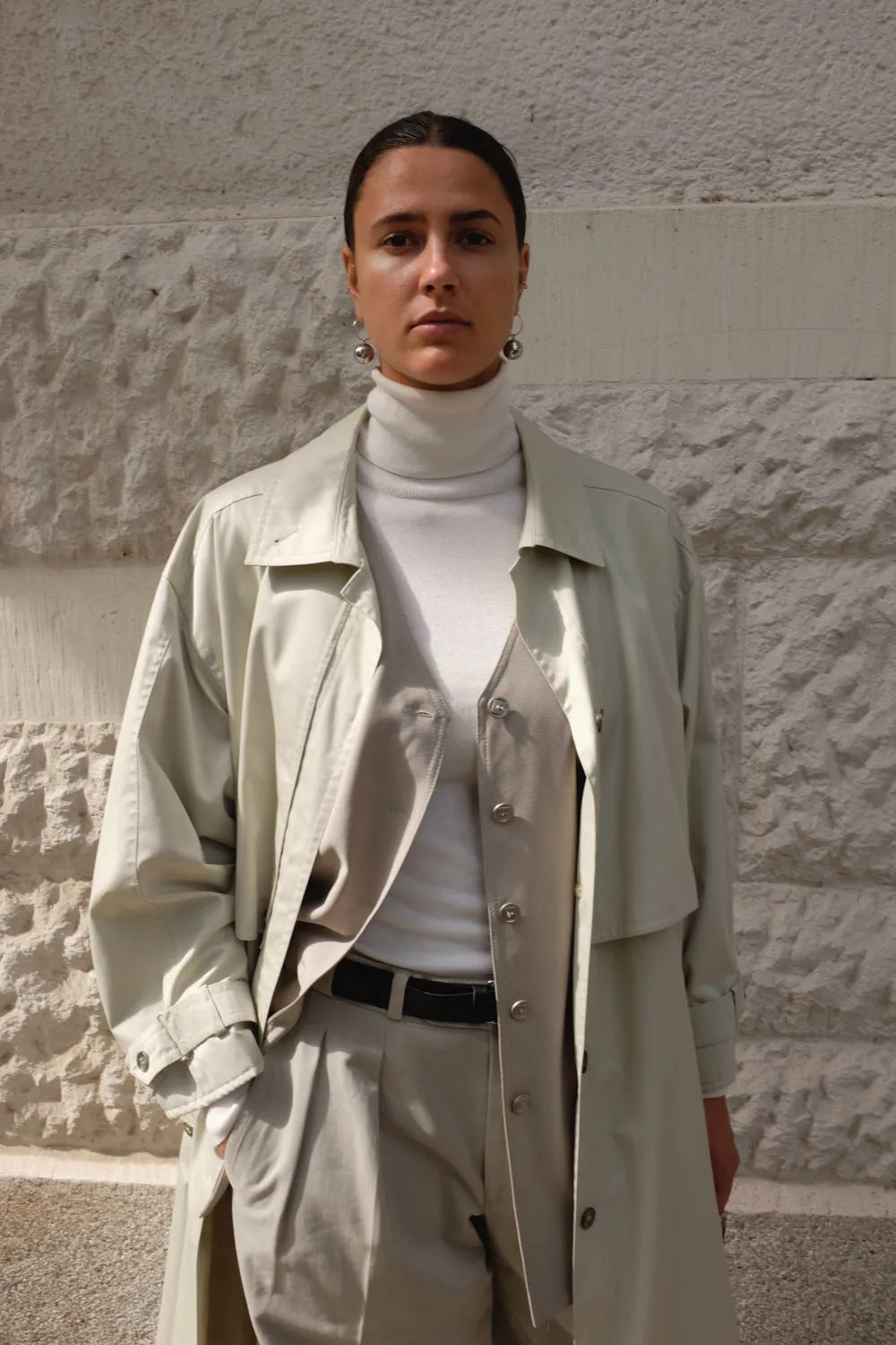 BEIGE VINTAGE BELTED TRENCH COAT