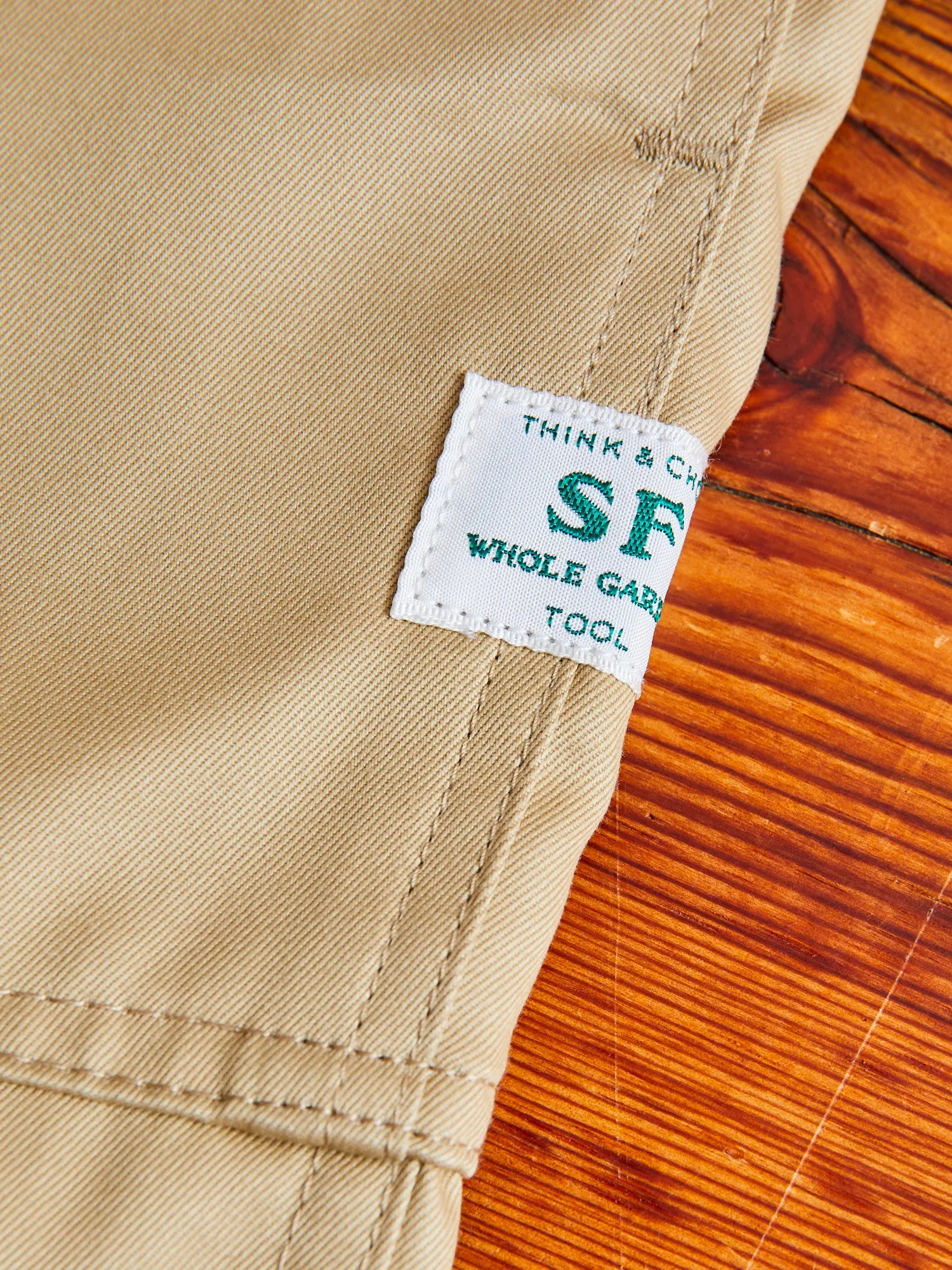 Fall Leaf Sprayer Pants in Beige Chino