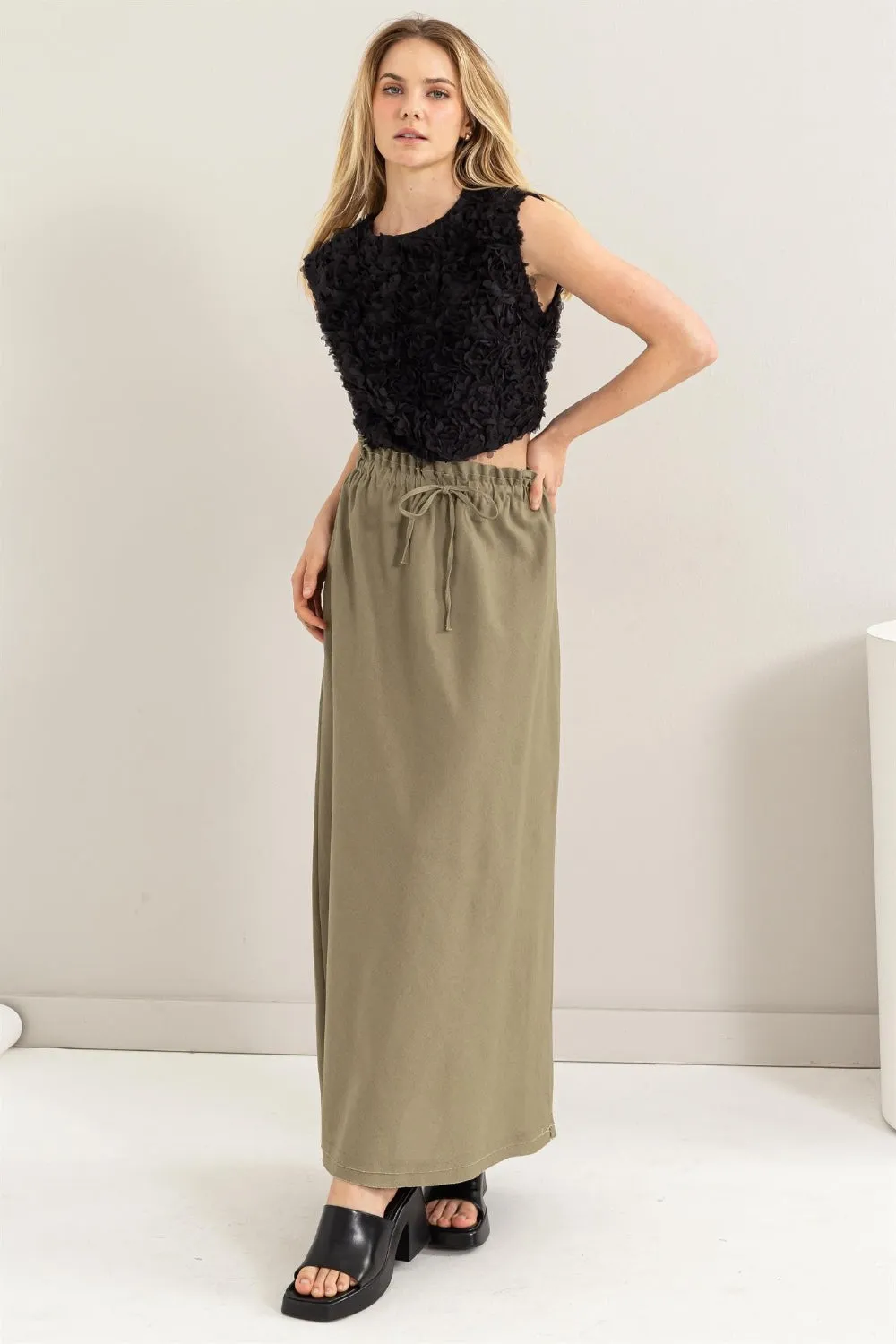 Hot Girl Drawstring Washed Linen Maxi Skirt In Olive