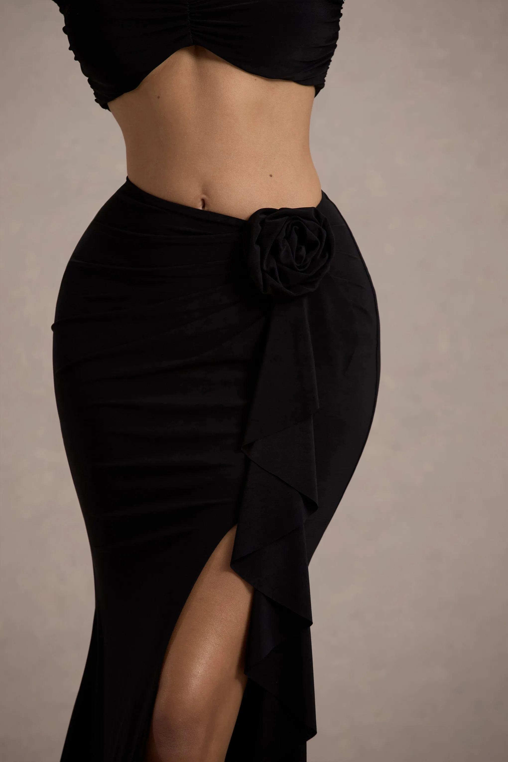 Kavi | Black Ruched Split Maxi Skirt