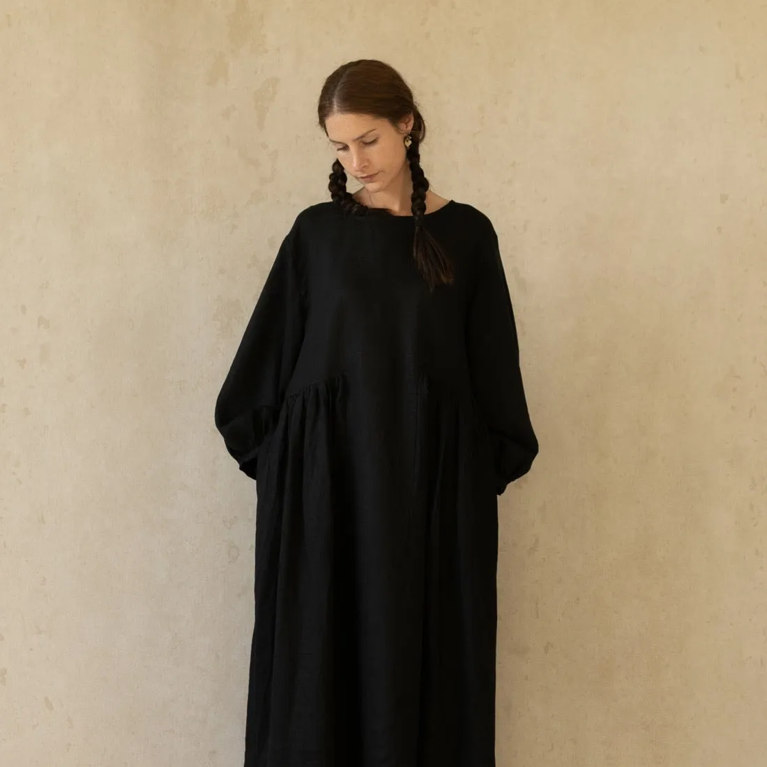 LINEN SEISOEN DRESS NOIR