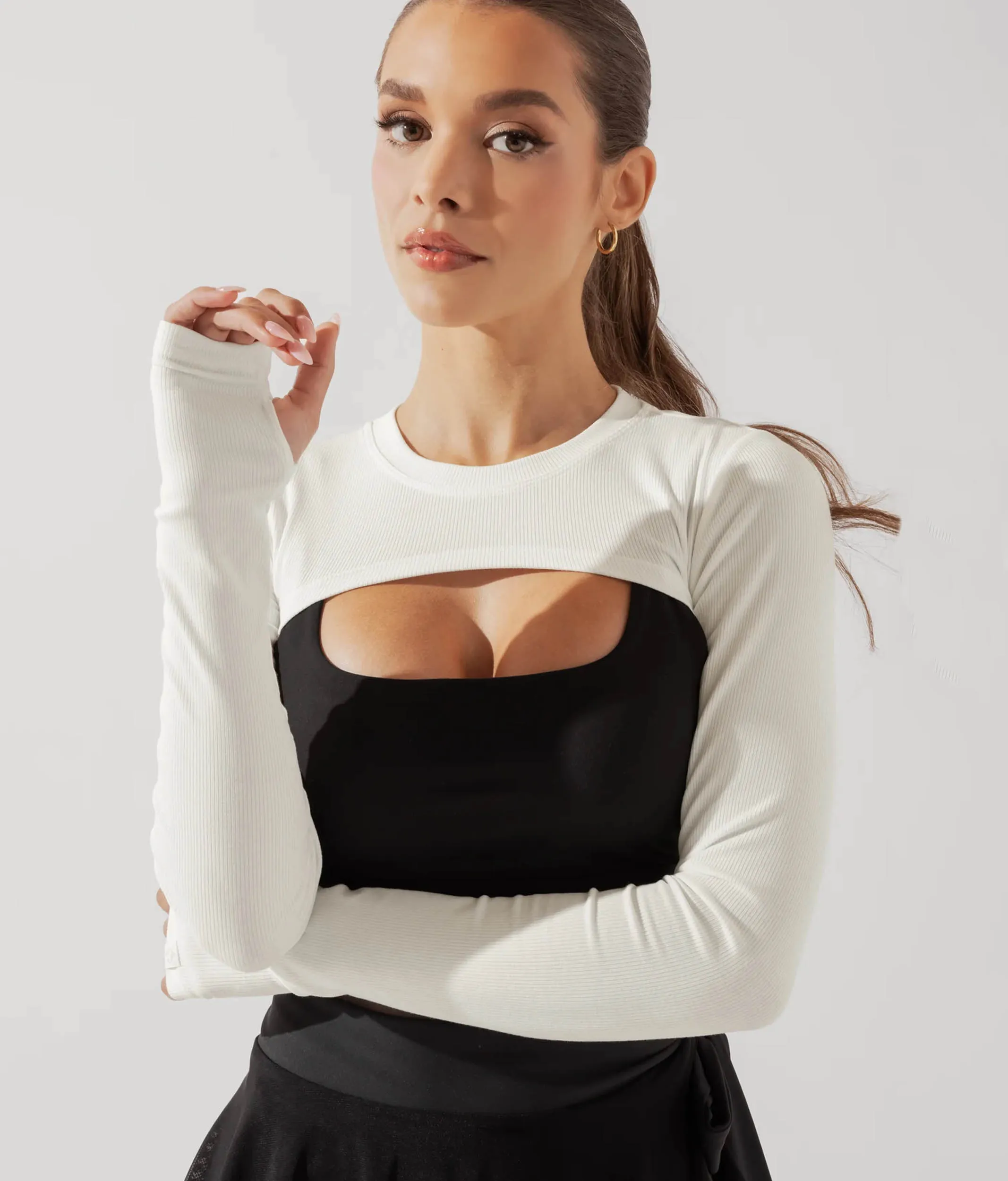 Relevé Shrug in Cream - Stylish, Functional, Timeless