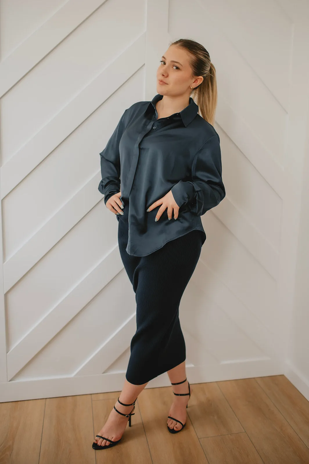 The Oversized Satin Shirt - Navy